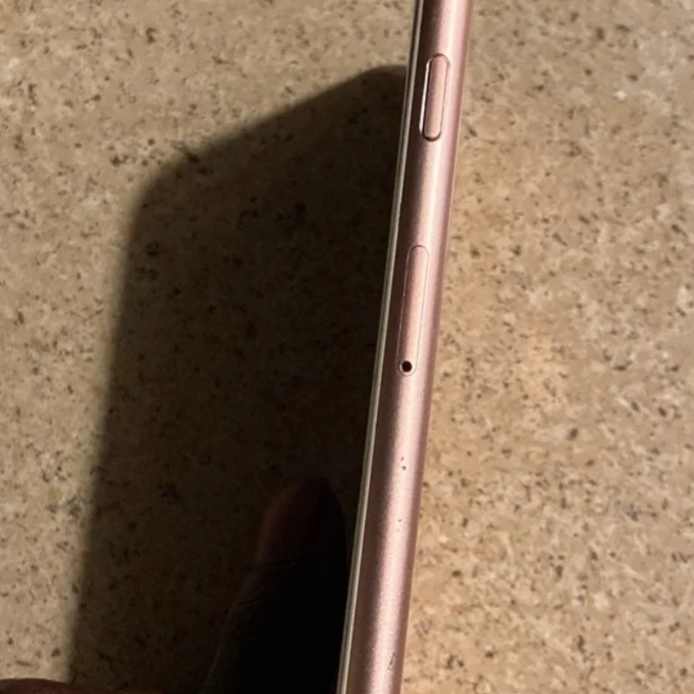 iPhone 6 - Picture 4 of 4